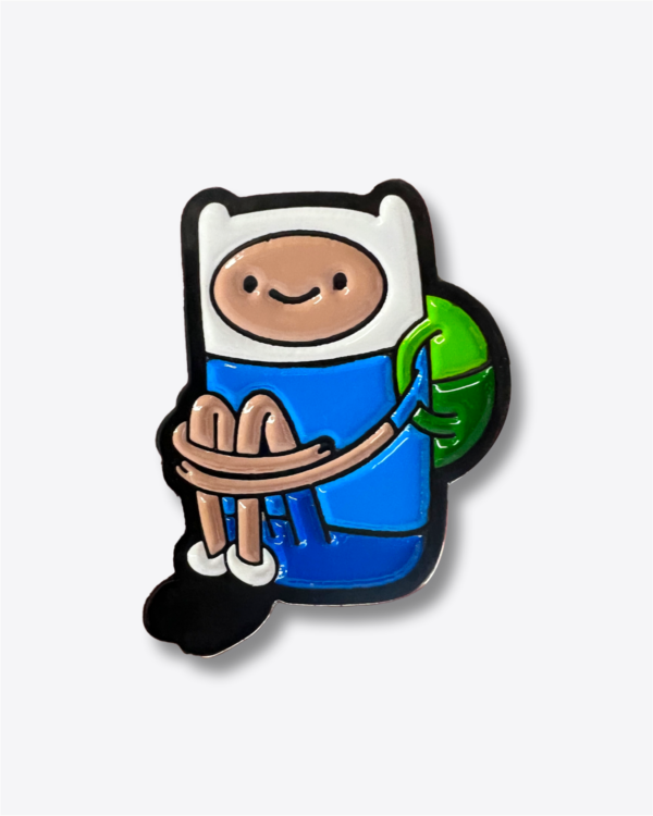 Pin - Finn Sentado