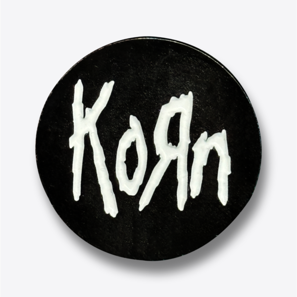 Pin - Korn