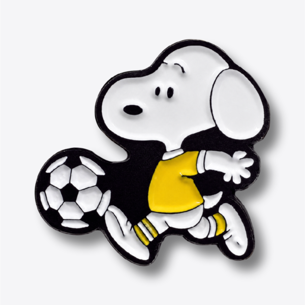 Pin - Snoopy Futbolista
